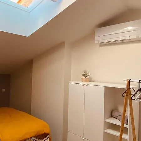 Maison De La Tour Apartmanhotel