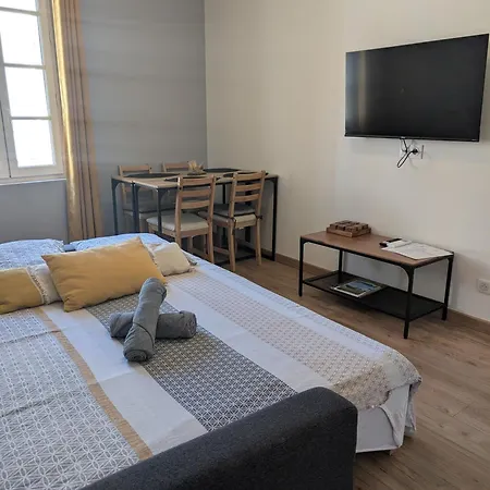 Maison De La Tour Aparthotel Saint-Émilion