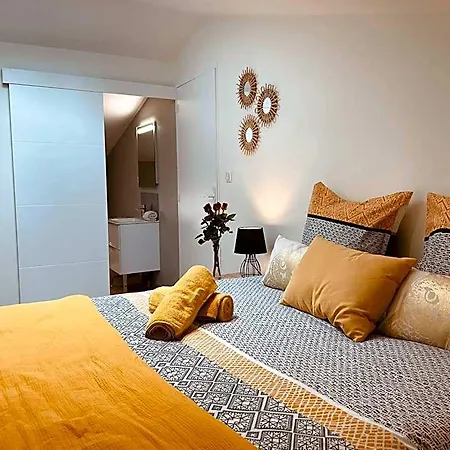 Maison De La Tour Apartmanhotel
