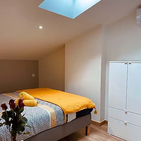 Maison De La Tour 3*