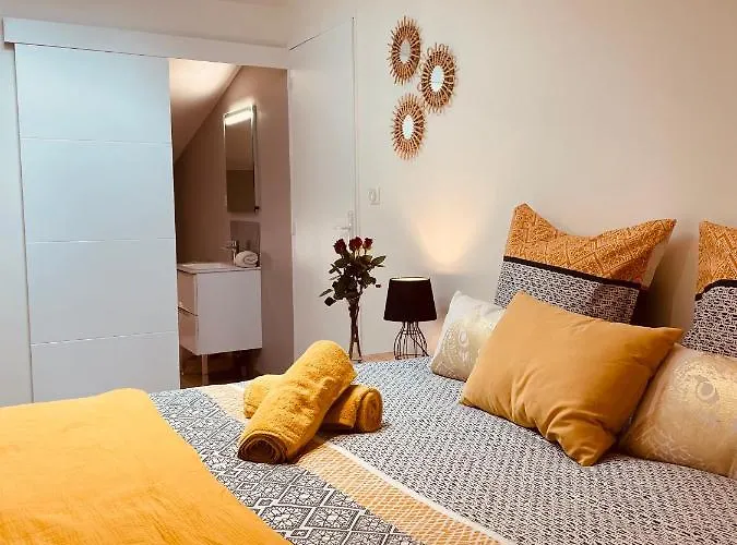 Maison De La Tour Aparthotel 3*