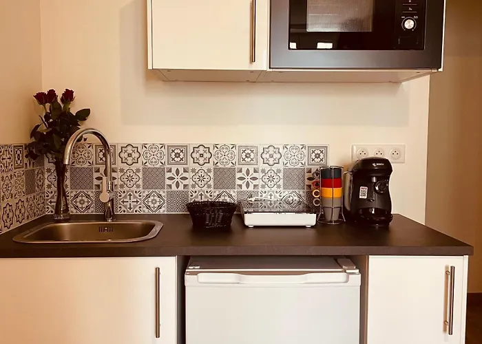 Maison De La Tour Aparthotel 3*