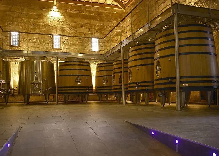 Aparthotel Maison De La Tour 3*