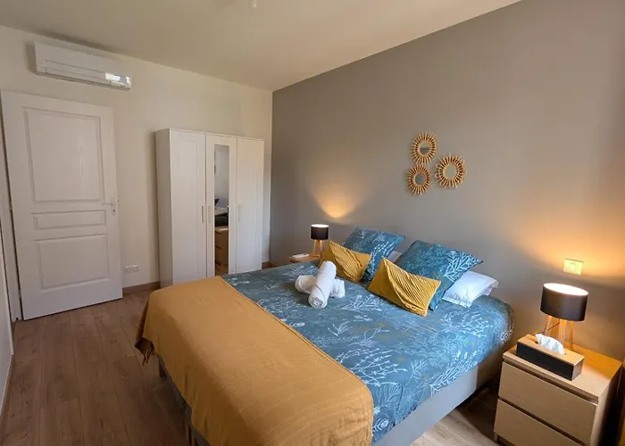 Maison De La Tour Aparthotel Saint-Emilion