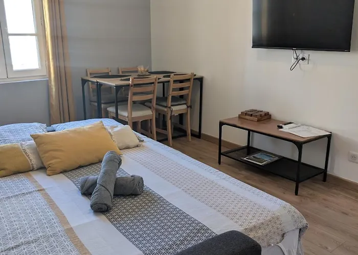 Maison De La Tour Aparthotel Saint-Emilion