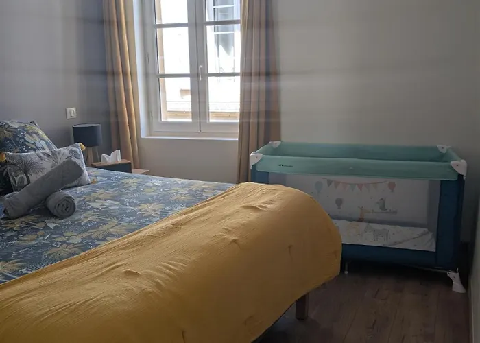 Aparthotel Maison De La Tour 3*